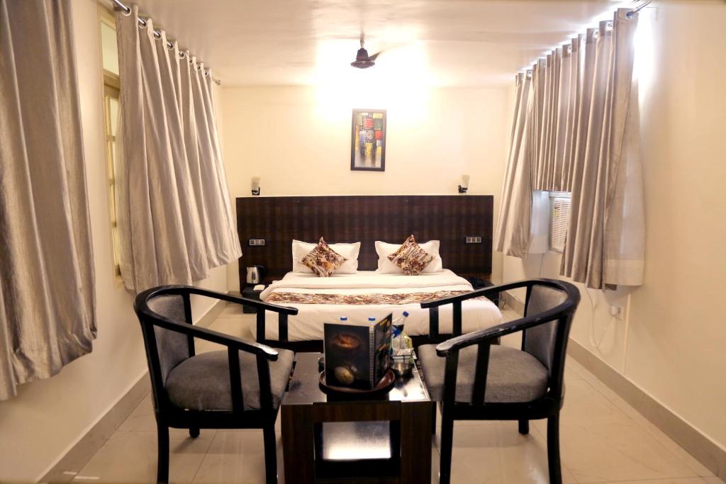 Happy Mark Suites Rooms - Queen Room
