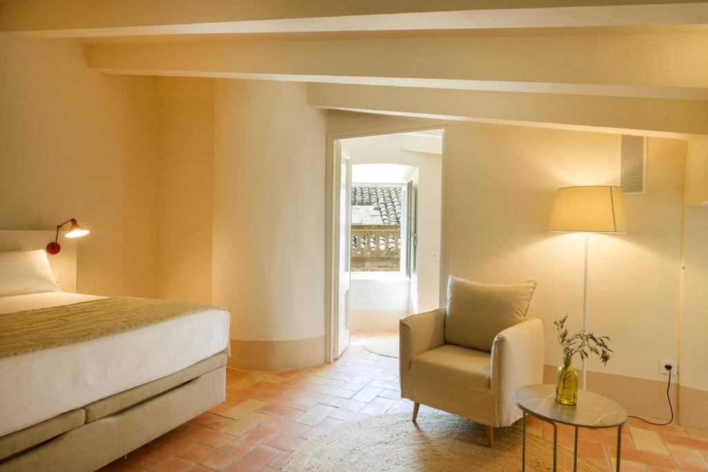 Posezení v ubytování Can Mascort Eco Hotel