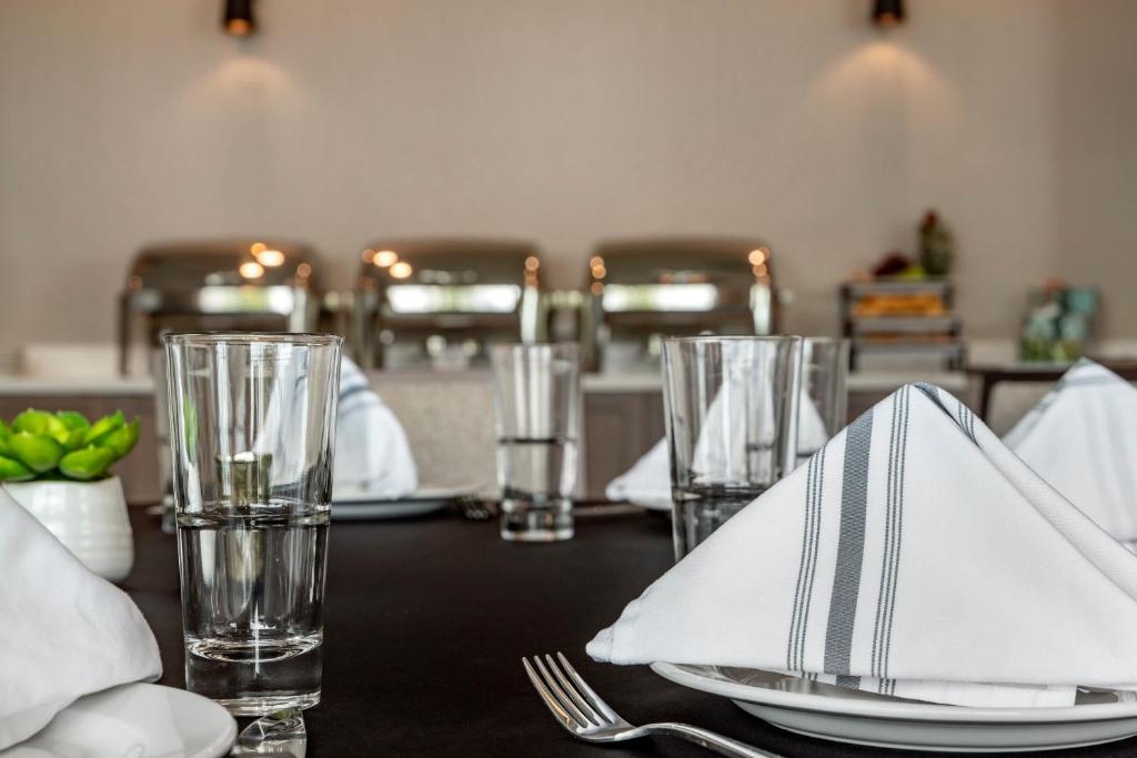 Cambria Hotel Columbia Downtown the Vista photo