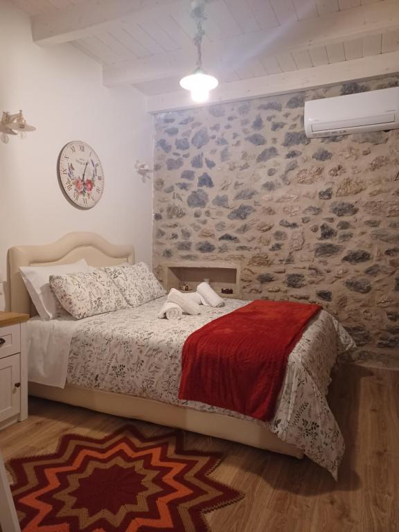 Postel nebo postele na pokoji v ubytování Rodanthe's Guest House