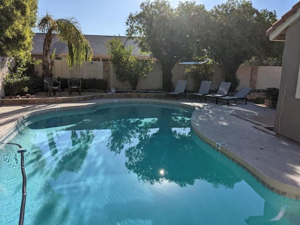 Heated Pool - Spacious, Cheerful Home 5br/3bath - Casa De Cinco Dormitorios