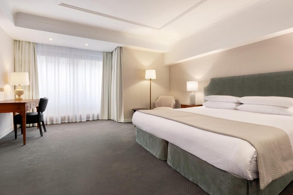 Hotel Avenue Louise Brussels Trademark Collection by Wyndham - Executive Double Room - Non-Smoking