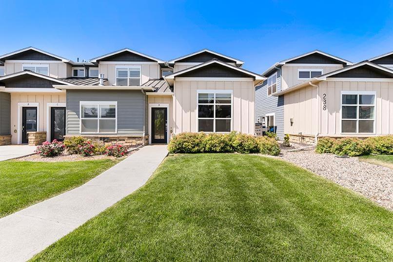 Gorgeous Townhome Steps from the Brewery District! - Maison De Ville De Deux Chambres