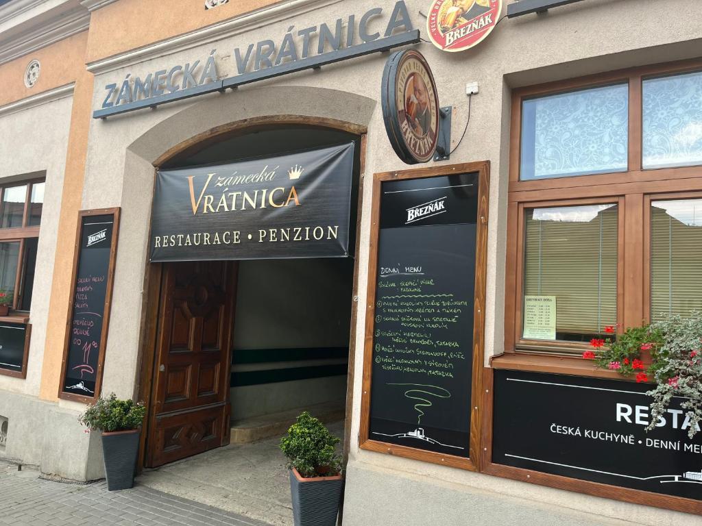 Certifikát, hodnocení, plakát nebo jiný dokument vystavený v ubytování Penzion a Restaurace ZÁMECKÁ VRÁTNICA