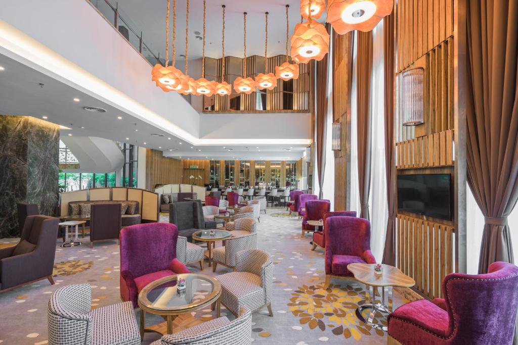 TV a/nebo společenská místnost v ubytování Zenith Hotel Putrajaya