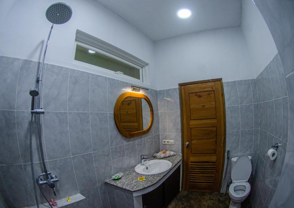 Senggigi Homes & Apartments - 13