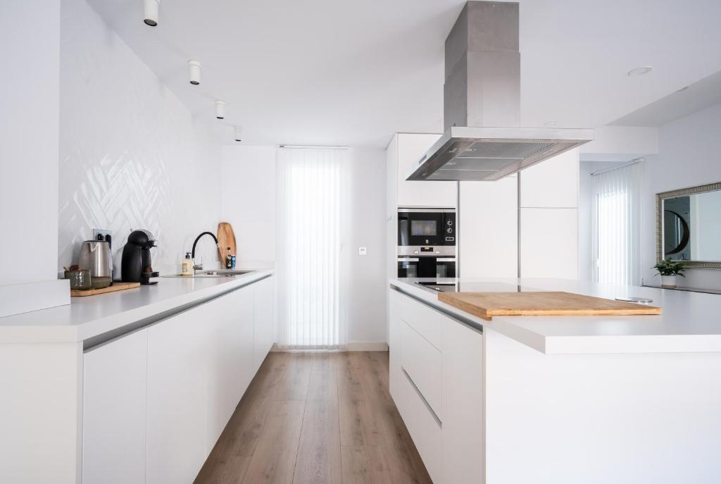 Kuchyň nebo kuchyňský kout v ubytování Casa señorial en el corazón del Puerto by Hometels