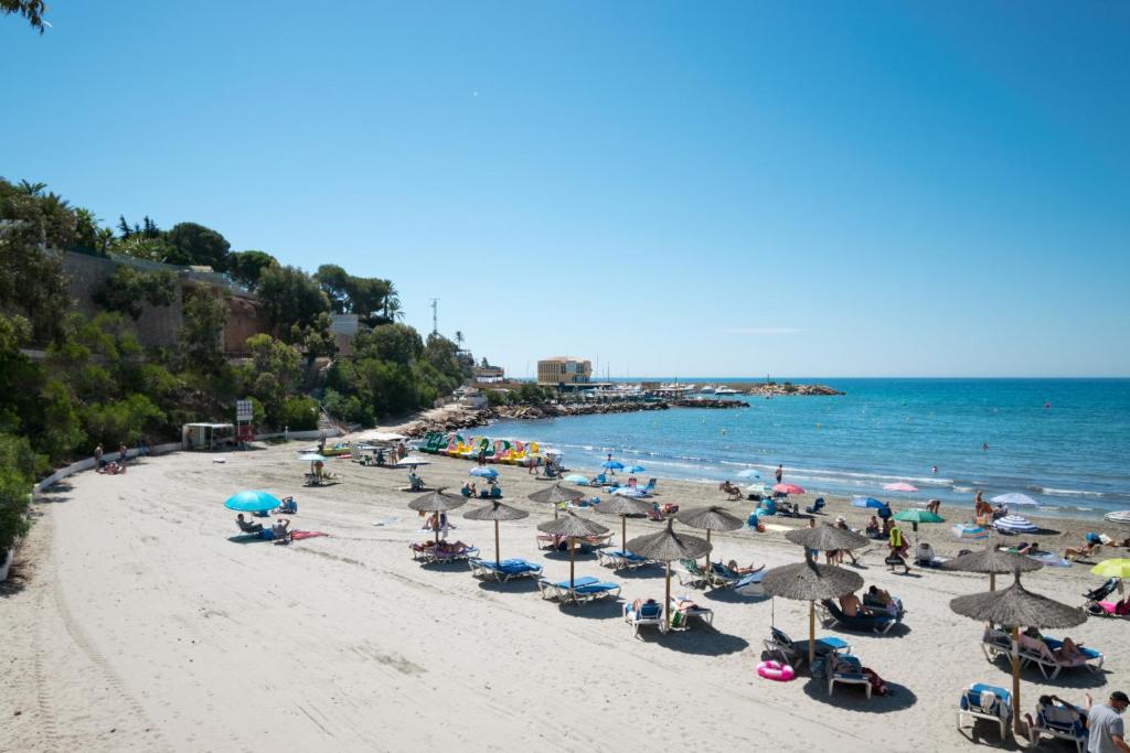 Booking.com: Casa de vacaciones 225 Relax Lomas de Cabo Roig ...