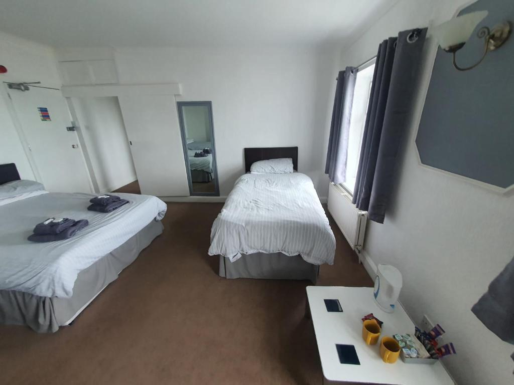 Highlander Hotel - Resim 21