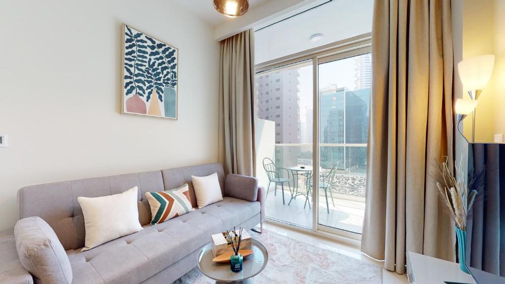 Business Bay 1 Bedroom Apartment w/ Burj Views, Dubai Updated 2023 Prices