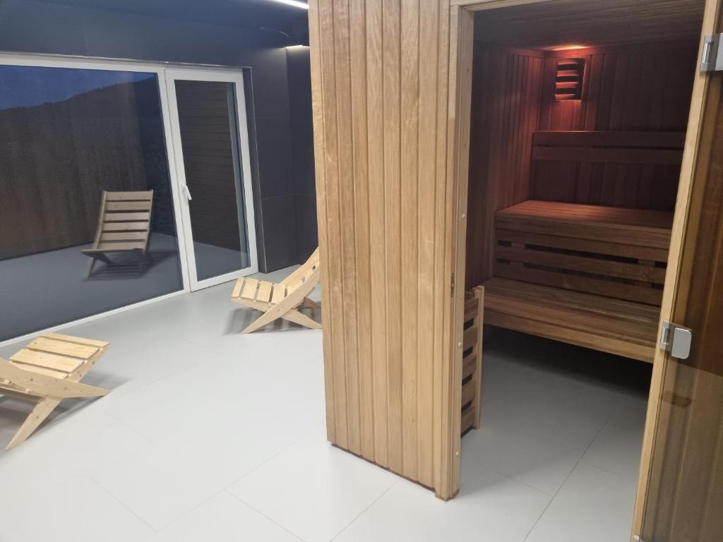 Fotografia z galérie ubytovania Apartament IZER ZONE 21 z Sauną ogólnodostępną - 5D Apartamenty v destinácii Świeradów-Zdrój
