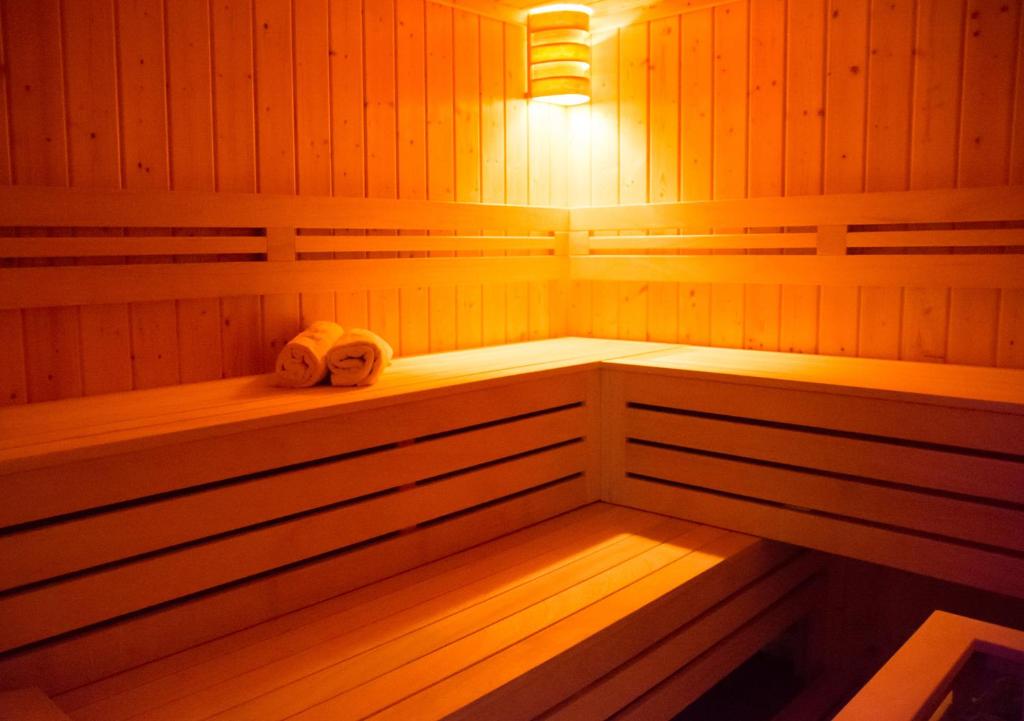 Фотография из галереи Hotel Pension Alpenrose в Лехе