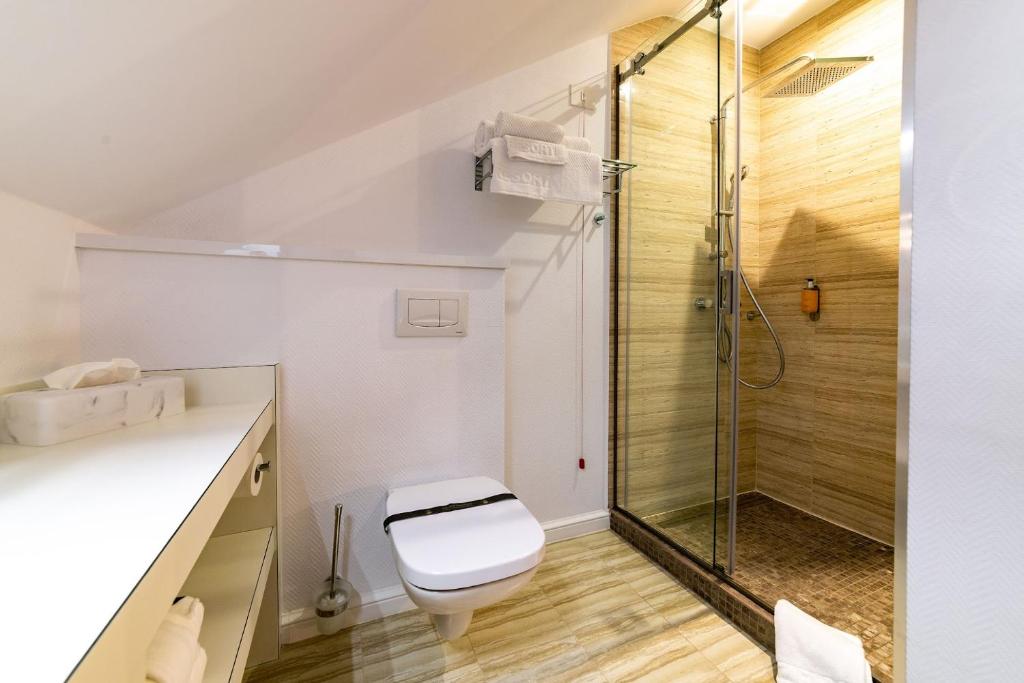 Ванная комната в Razelm Luxury Resort