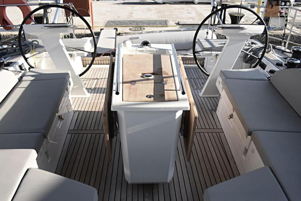 Posezení v ubytování Yacht Psari