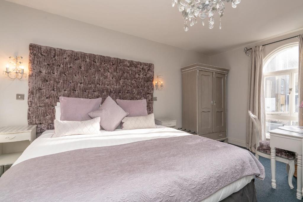 Blanch House - Resim 19