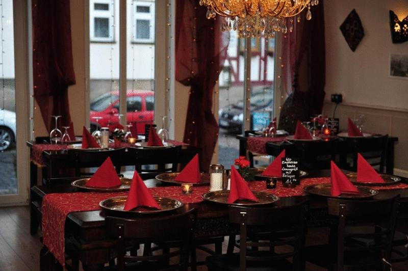 Restaurace v ubytování Hotel Hirsch Garni