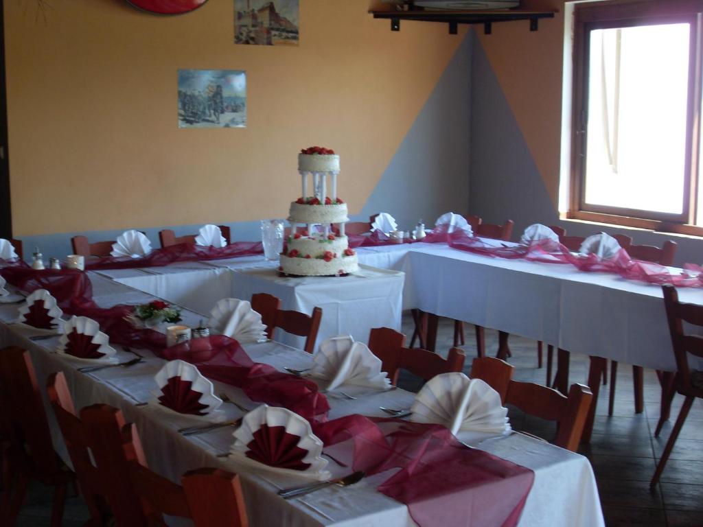 Restaurace v ubytování Pension Všeruby