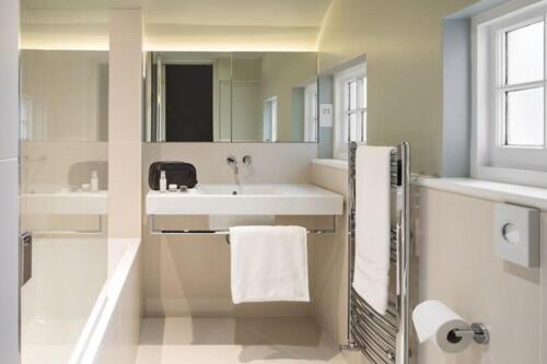 The Goodenough Hotel London - Resim 36