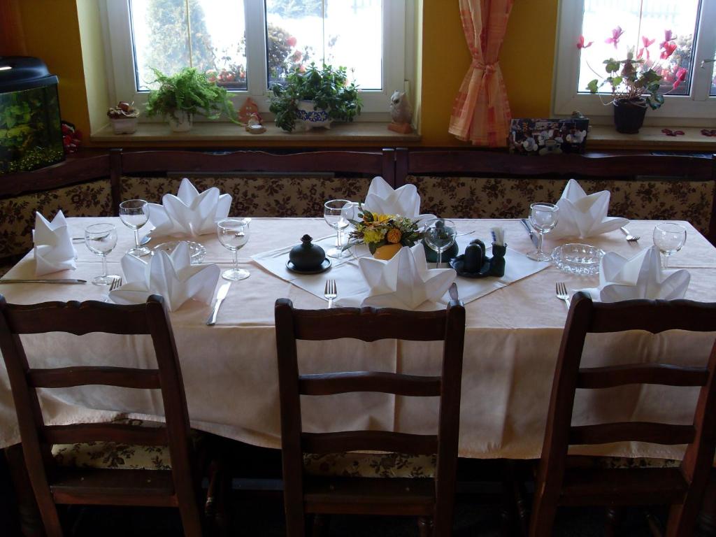 Restaurace v ubytování Pension Všeruby