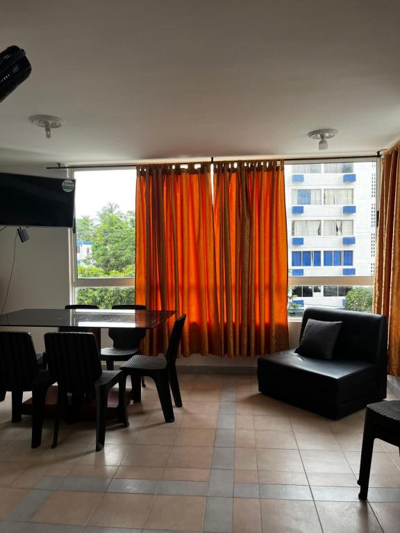 Apartamentos Freddy's Tours - Apartamento De Tres Habitaciones