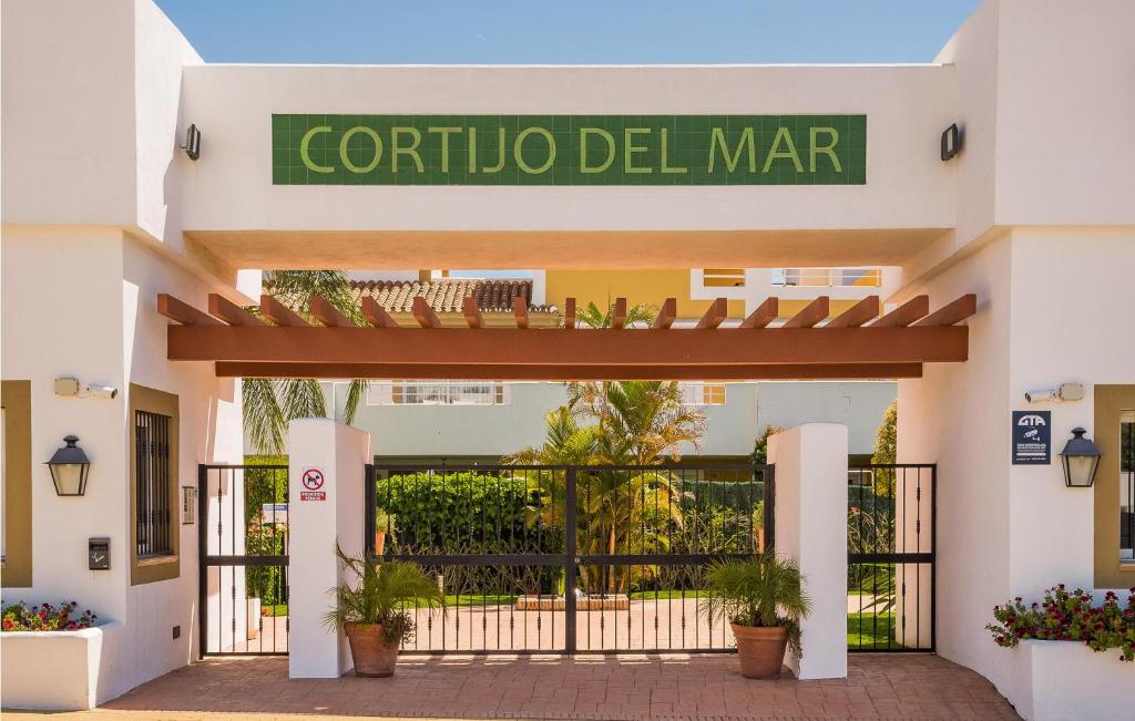Kép Amazing Apartment In Estepona With Wifi szállásáról Esteponában a galériában