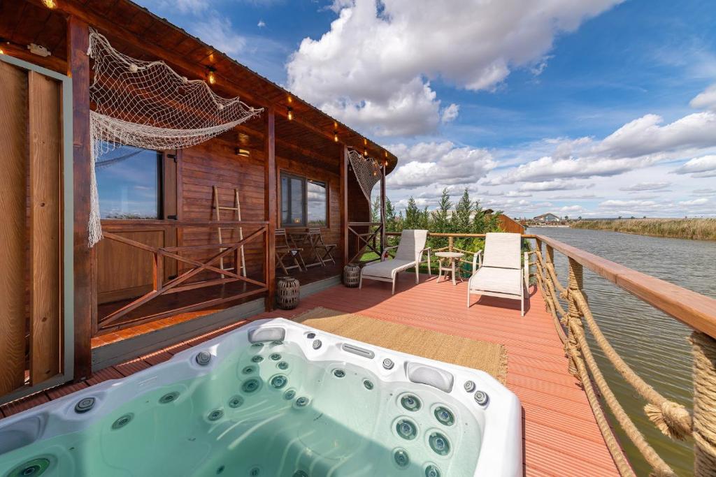 Razelm Luxury Resort - Argos Bungalow Con Jacuzzi Privado