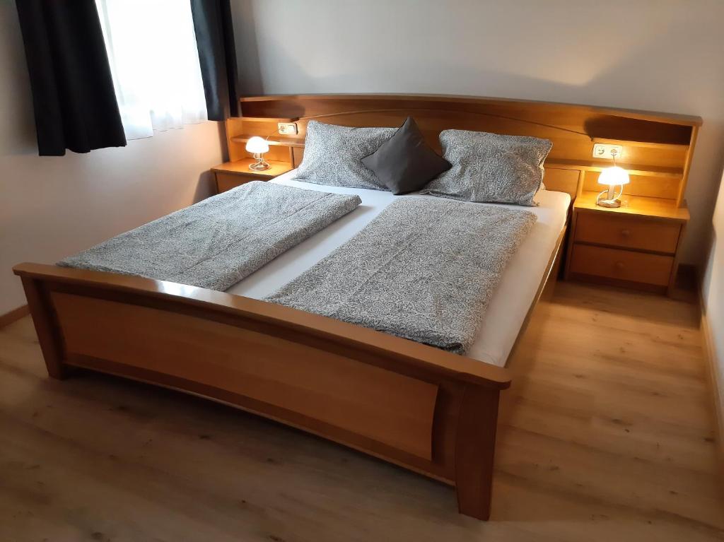 Postel nebo postele na pokoji v ubytování Appartement Vierthaler
