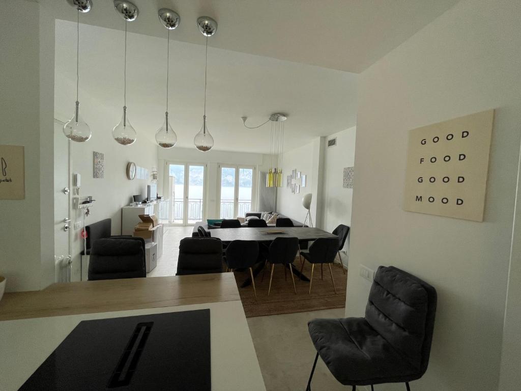 Posezení v ubytování Lake View Casa di Sandra Apartment