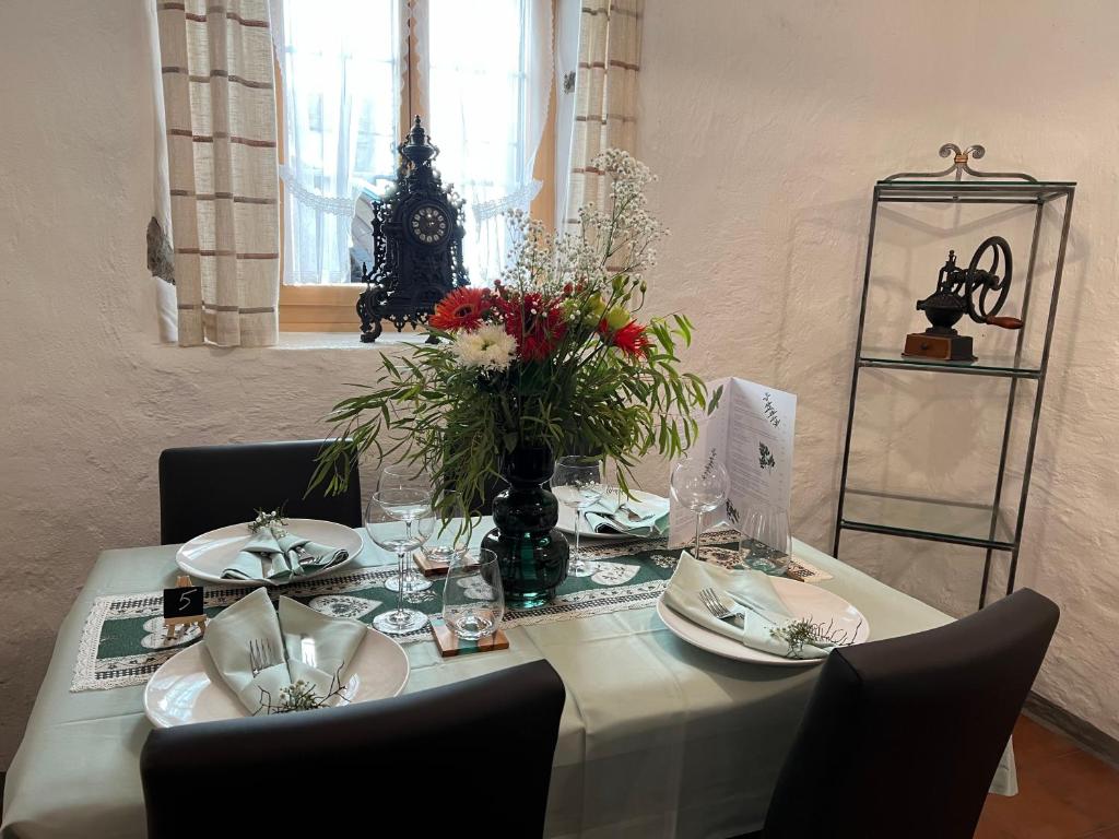 Foto sihtkohas Savognin asuva majutusasutuse Hotel und Restaurant Alpina galeriist