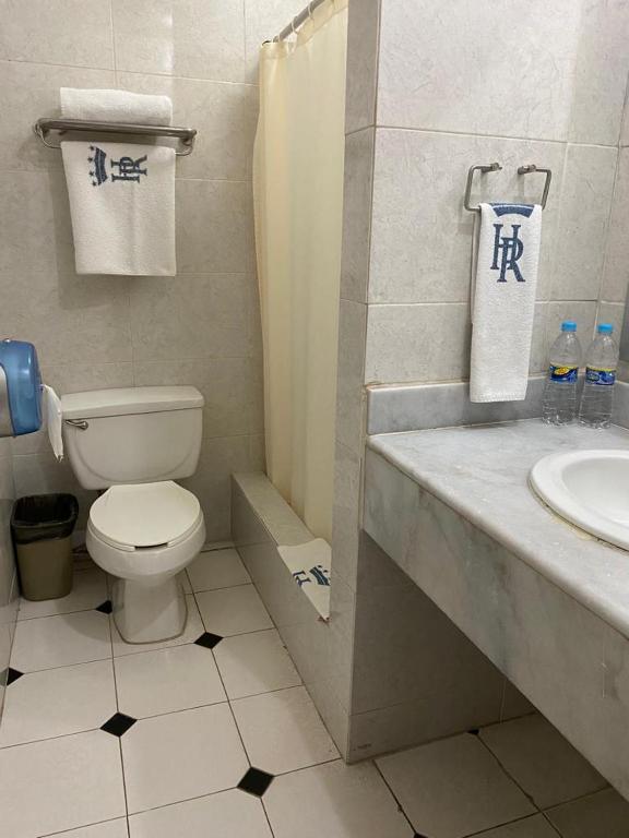Koupelna v ubytování Hotel Real de La Barca