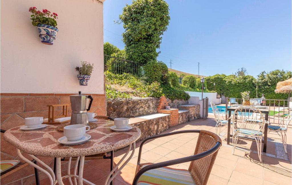 Bazén v ubytovaní Pet Friendly Home In Padul alebo v jeho blízkosti