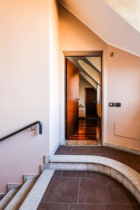 Zdjęcie z galerii obiektu Prestigioso appartamento di 70mq vicino Milano w mieście Legnano