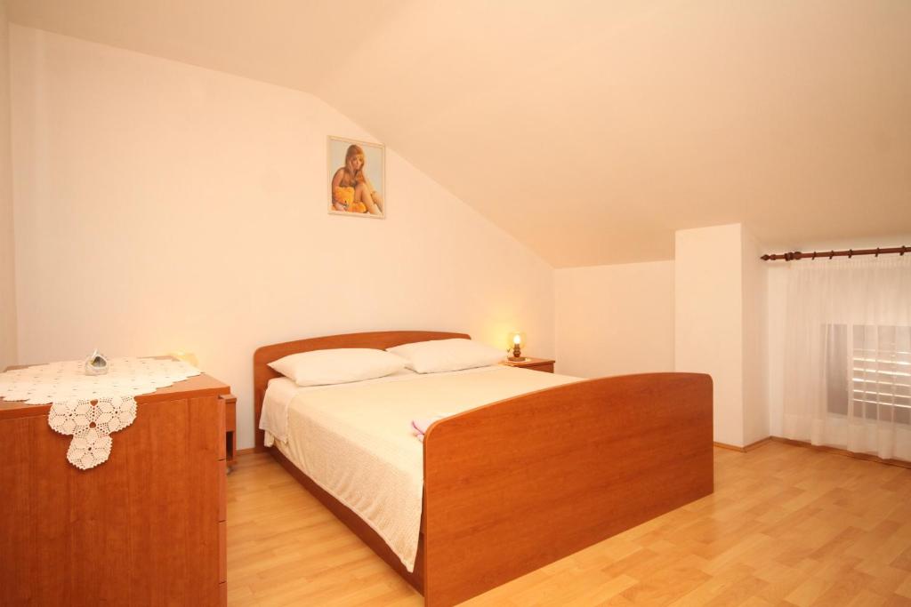 Posteľ alebo postele v izbe v ubytovaní Apartments with a parking space Kukljica, Ugljan - 8237