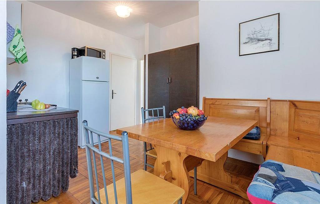 Zdjęcie z galerii obiektu Apartment Pjescana Uvala 14564b w Puli