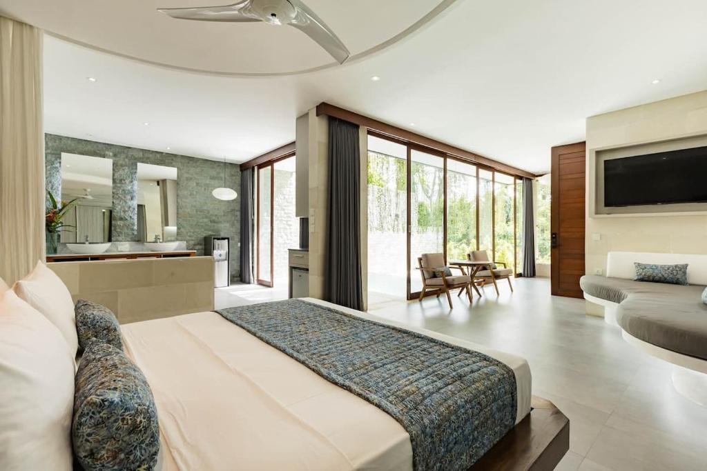TV a/nebo společenská místnost v ubytování Rama Gaia Villa Ubud
