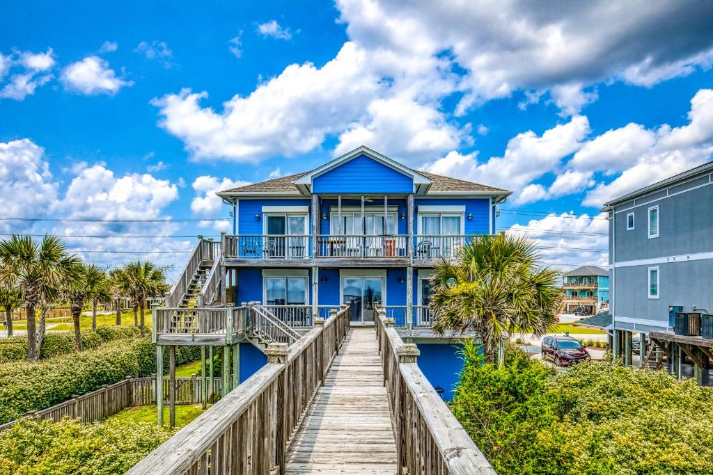 Island Girl, North Topsail Beach (updated prices 2024)