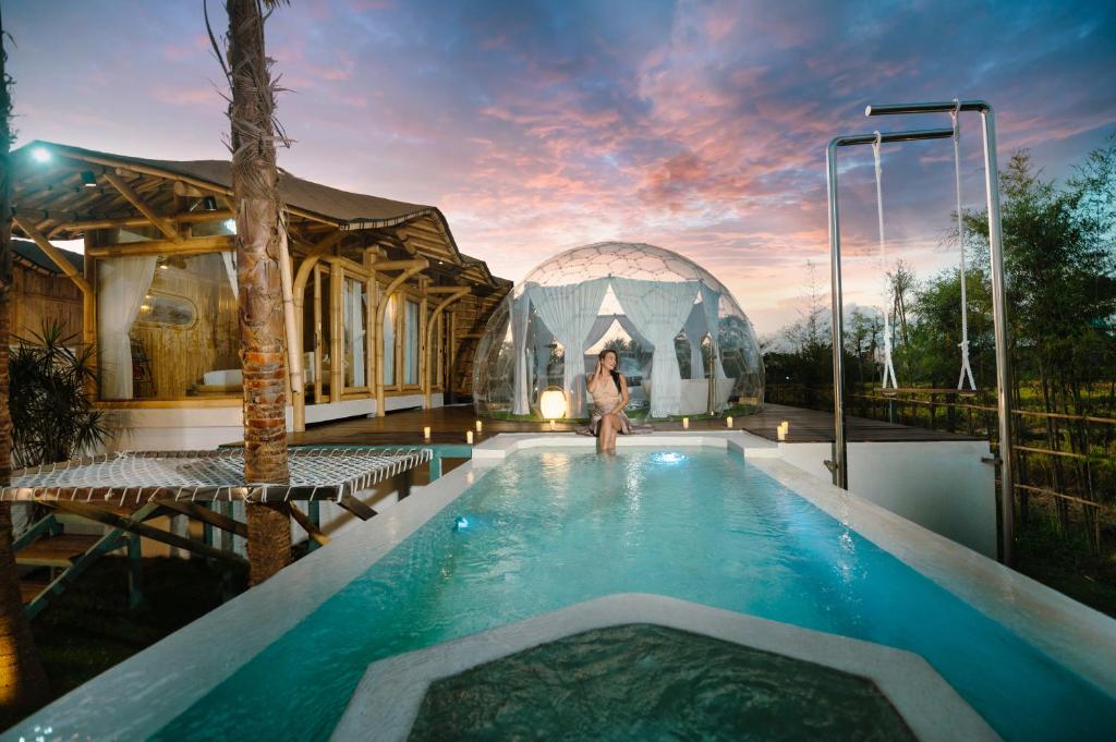 Bazén v ubytování Skyspace Villas Bali nebo v jeho okolí