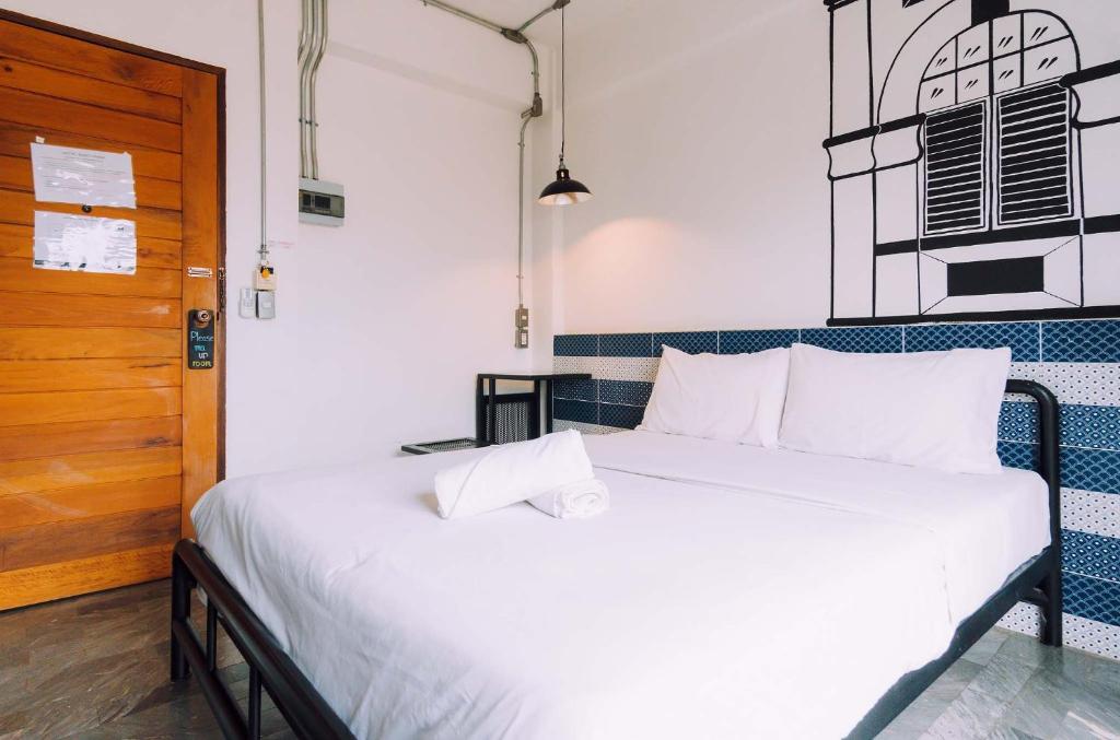 V1 Room Hotel - Resim 17