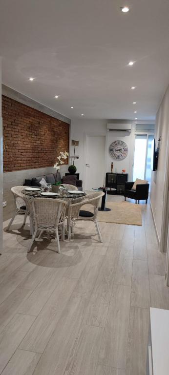 Fotografie z fotogalerie ubytování Barcelona,Apartamento con Terraza v destinaci Hospitalet de Llobregat