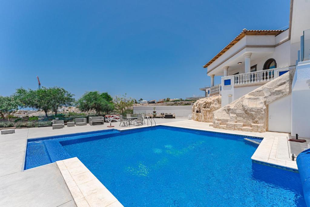 Casas y chalets LUXURY VILLA NAUTILUS Heated pool Spa en Adeje, Tenerife