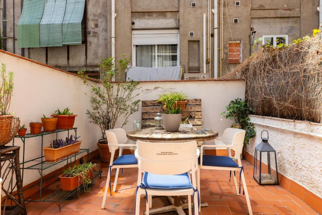 Balkón nebo terasa v ubytování ApartEasy - Central Gracia Apartments