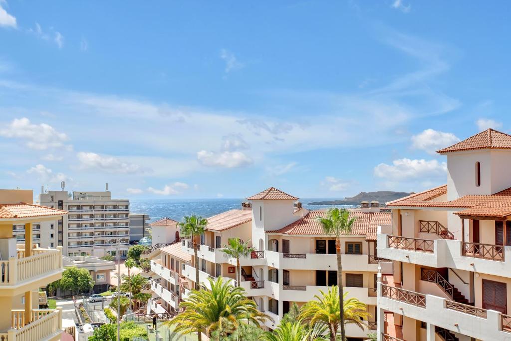 Kép SUN AND GREEN, Heated Pool, 3 Rooms, Air C szállásáról San Miguel de Abonában a galériában