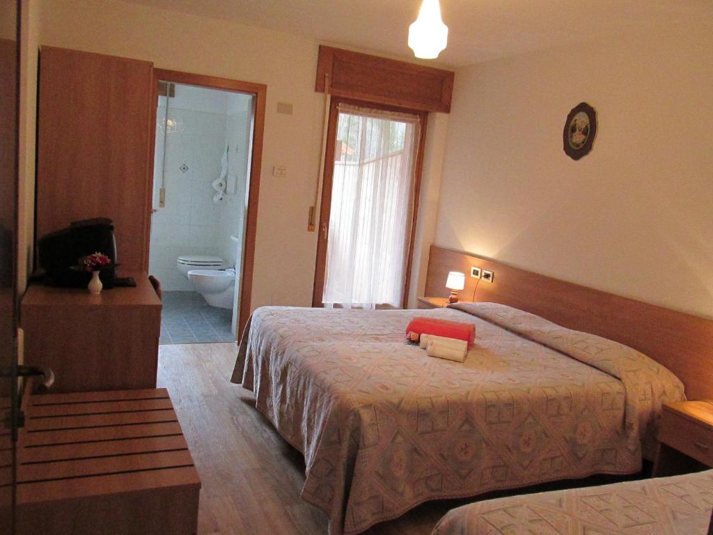 Hotel Garnì Miramonti - Triple Room With Balcony
