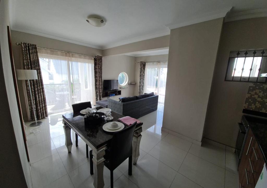 Northern Pearl Luxury Apartments - 9