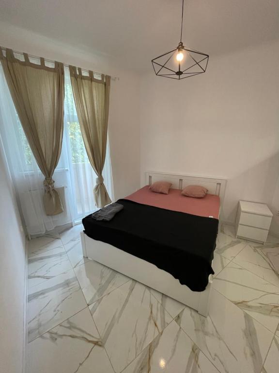 3 Rooms Apartament in the city center of Bucharest - Housity