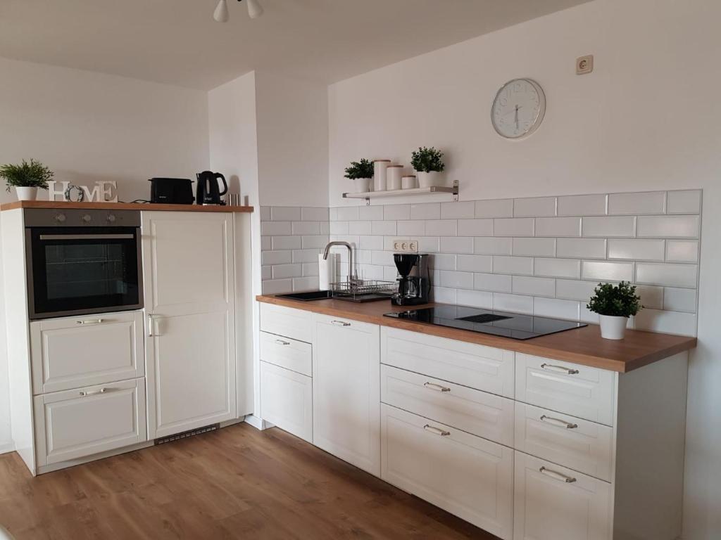 Ferienwohnungen in ausgebauter Scheune mit Ostseenähe - Appartement De Trois Chambres