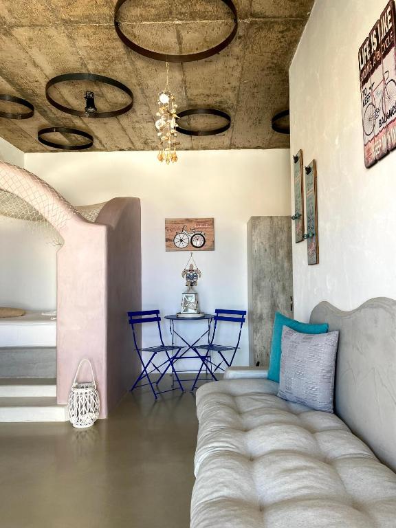 Posezení v ubytování Stelani Villas & Suites