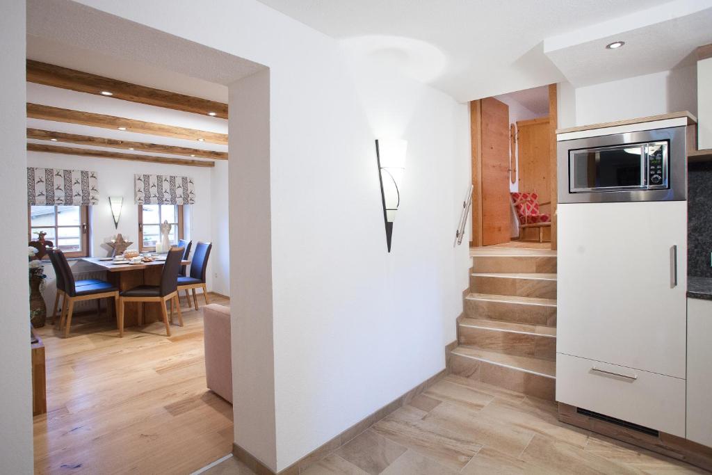 Kuchyňa alebo kuchynka v ubytovaní Appartement Kichelerhof