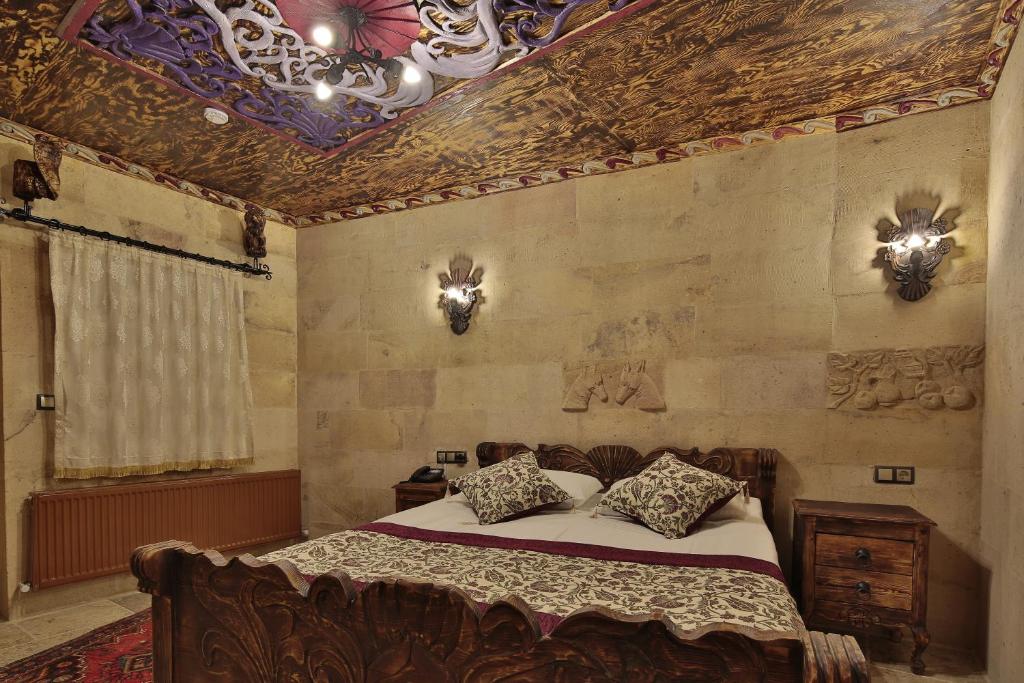 Old Town Stone House - 14