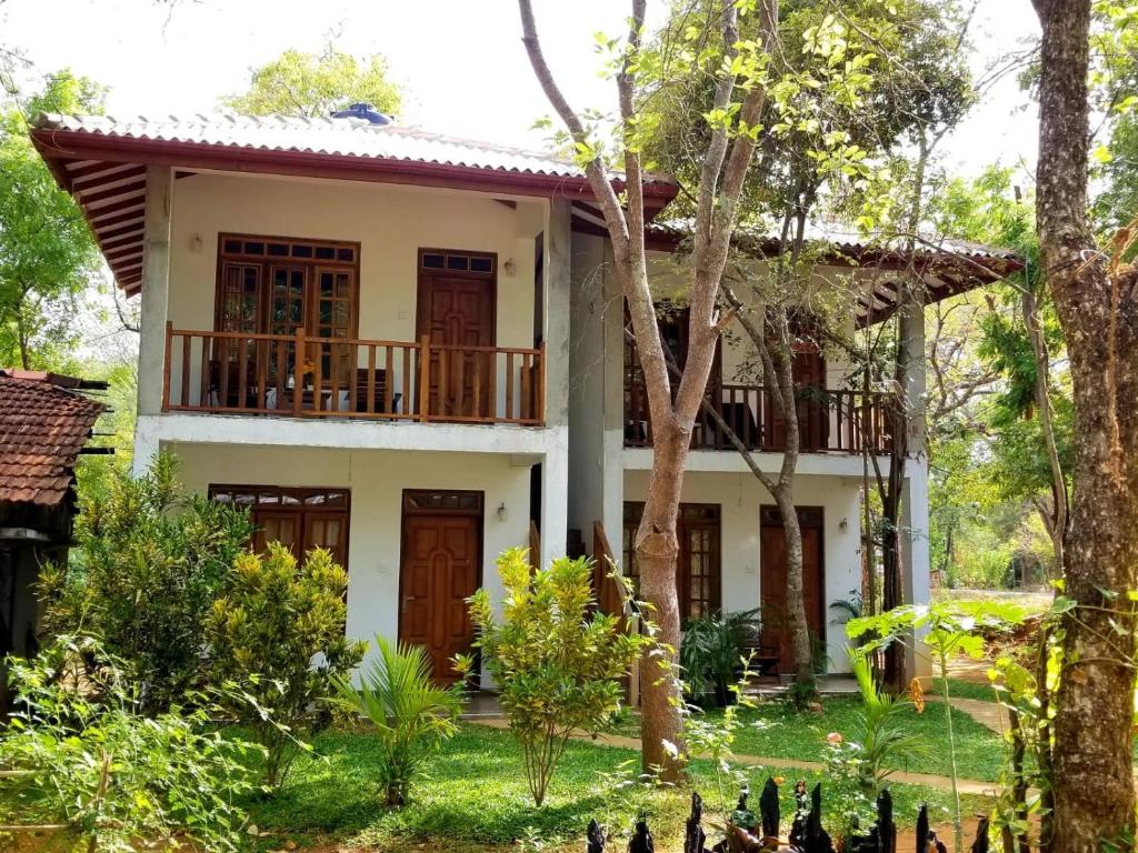Zahrada ubytování Isanka Lion Lodge